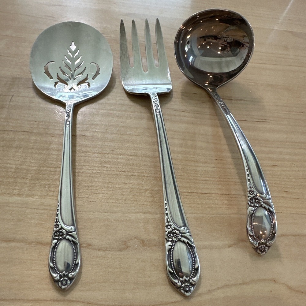 Vtg Heritage Quadruple Plate Silver Locket Serving Utensils Fork Ladle Slotted